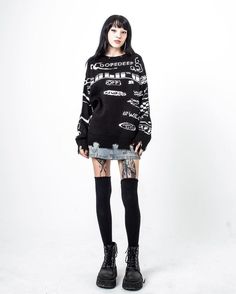 "This Product is one size Length 72 cm Width 60 cm \"Designed to match the streetwear style of Y2K fashion, this sweater stands out with its unique and eye-catching details. Created by blending modern and retro styles, this sweater offers an ideal option to add a different dimension to your style.\"" Oversized Edgy Winter Sweater, Edgy Oversized Winter Sweater, Black Oversized Y2k Sweatshirt, Grunge Long Sleeve Sweatshirt For Winter, Winter Grunge Style Long Sleeve Sweatshirt, Winter Long Sleeve Grunge Sweatshirt, Oversized Harajuku Sweatshirt With Letter Print, Winter Punk Long Sleeve Sweater, Alternative Style Long Sleeve Fall Sweater