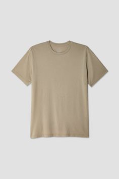 Everything a t-shirt should be: simple, modern, and classic. Spun from America's best cotton and garment-dyed for a soft, worn-in feel. Basic crew neck. 100% Supima cotton, grown in America. Garment-dyed & pre-shrunk. Machine washable & tumble dry. White Tee Men, Supima Cotton, White Tee, Modern Fit, Men Short Sleeve, Cotton Shirt, Womens Tees, Short Sleeve Tee, Sleeve Length