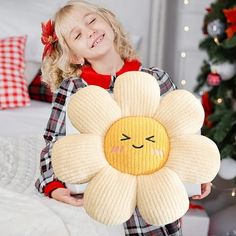 Soft And Colorful Plush Toy Flowers - For Gifts Decorations And Play Available In Two Sizes Great For All Ages Easy To Clean Lightweight And Portable Product Parameters: Name: Plush Toy Flowers Material: Soft Plush Fabric Suitable For: All Ages Product Sizes:45 cm / 17.72 in Package Size: 25 x 25x 5 cm / 9.84 x 9.84 x 1.97 in Product Weight (including packaging):350 g / 0.77 lb Color:White Product Features: Soft and Colorful: Made from plush fabric that feels gentle on the skin and comes in a va Xmas Gifts For Kids, Plush Flower, Soft Throw Pillows, Flower Soft, White Cloth, Baby Christmas Gifts, White Product, Colorful Gifts, Plush Fabric