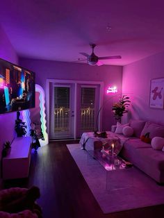 Baddie Home Aesthetic, Baddie House Decor Living Room, Sister Apartment Ideas, Apartment Setup Ideas, Baddie Apartment Ideas Kitchen, Baddie Room Decor Ideas, Girly Apartment Aesthetic Living Room, Vaporwave Apartment, Baddie Aesthetic Room