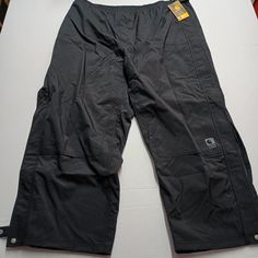 Carhartt Mens Shoreline Waterproof Breathable Pants 2xl Xxl Reg Black B216-001 Are Perfect For All Your Outdoor Activities. Whether You're Going For A Hike Or Just Running Errands, These Pants Are A Must-Have For Every Adventurer. Made Of Durable Polyester And Nylon, These Pants Are Made To Last. The Waterproof And Breathable Features Make Them Perfect For All Seasons. The Pants Come In A Solid Black Color And Have A Straight Leg Style With A 30 Inch Inseam. The Pants Are Equipped With A Zip Clo Carhartt Mens Pants, Fits For Winter, Carhartt Pants, Men Carhartt, Carhartt Mens, Snow Pants, Men Looks, Mens Bottom, Solid Black