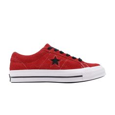 Starting out as a basketball shoe in the 70s, the 90s saw the silhouette become adapted by its growing grunge culture and other pop-culture moments. The more current One Star ‘Red’ sneaker has taken a casual, lifestyle design featuring a suede upper that switches its typical white laces and One Star cut-out for black hued ones. Underfoot, the shoe sits along its distinct vulcanized sole. Retro University Red Sneakers For Streetwear, Sporty Sneakers With Star Logo For Streetwear, Sporty Streetwear Sneakers With Star Logo, Retro Low-top Red Basketball Shoes, Retro University Red Low-top Sneakers, Retro Low-top University Red Sneakers, Leather Sneakers With Star Logo For Streetwear, Casual Low-top Sneakers With Star Logo, Red Casual Basketball Shoes With Speckled Midsole