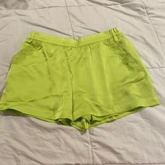 Zara Lime Green Shorts Size Medium Brand New With Tags Spring Green Cargo Shorts, Summer Stretch Short Pants, Short Green Bottoms For Spring, Green Short-length Bottoms For Spring, Green Short Length Bottoms For Spring, Spring Green Bottoms With Built-in Shorts, Green Shorts With Short Inseam For Summer, Green Bottoms For Spring Day Out, Spring Green Bottoms For Day Out