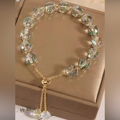 Brand New Beautiful Crystal Glass Green Bracelet Beaded Stuff, Crystal Green, Green Bracelet, Beaded Crafts, Jewelry Bracelet, Green Crystals, Crystal Bracelets, Crystal Jewelry, Crystal Glass