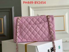 Size: 23cm*14.5cm*6cm It comes with Dust box, Care manual, Tag, and Paper bag. Pinterest Home, Classic Handbags, Gold Tone Metal, Chanel Bag, Wellness Design, Paper Bag, Bag Lady, Things To Come, Gold