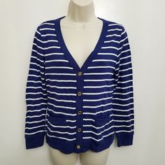 Lauren Ralph Lauren Womens Cardigan Small Blue Striped Button Up V Neck L/S Comfortable and Casual Style from Lauren by Ralph Lauren. In good condition. Please see photos for details. Pit to Pit: 19" Sleeve: 22" Length: 23" Brand: Lauren Ralph Lauren Size Type: Regular Size: S Size Type: Regular Style: Cardigan Color: Brown Type: Sweater Department: Women Material: Cotton Neckline: V-Neck Sleeve Length: Long Sleeve Pattern: Striped Blue Cotton Sweater With Button Closure, Blue Button-up Cardigan, Blue Cotton Cardigan With Buttons, Blue Cotton Button-up Cardigan, Womens Ralph Lauren, Ralph Lauren Women, Lauren By Ralph Lauren, Sleeve Pattern, Style Cardigan