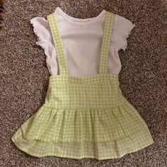 Checkered Jumper Outfit Set New Never Worn Great For Spring & Summer Months Skirt Has Adjustable Straps With Buttons Cute School Sets For Spring, Green School Sets For Spring, Cute Spring School Sets, Green Sets For School In Spring, Playful School Sets For Spring, Green Spring School Sets, Casual Spring Sets For Playdate, Casual Spring Playdate Sets, Casual Gingham Sets For Spring