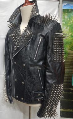 Spiked Leather Jacket, Dragon Fashion, Rock Punk Style, Patterned Jacket, Crocodile Texture, Punk Men, Mode Punk, Studded Leather Jacket, Leather Tools