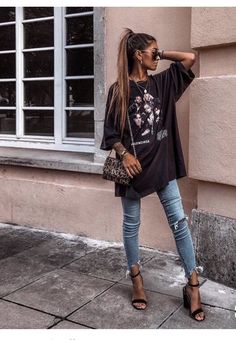 Stil Rock, Chique Outfit, Pastel Outfit, Neue Outfits, Mode Chic, Mode Inspo, Edgy Outfits, Mode Vintage, Looks Vintage