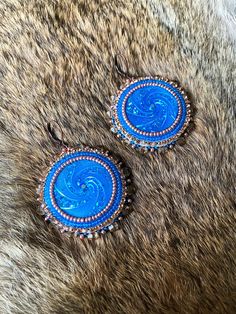 Beaded blue and gold earrings. Indigenous and handmade. Caribou Tufting, Blue And Gold Earrings, Gold Beaded Earrings, Native Earrings, Gold Bead Earrings, Blue And Gold, Blue Beads, Gold Beads, Beaded Earrings