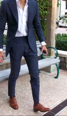 Grad Suits, Mens Dress Outfits, Stylish Mens Suits, Blazer Outfits Men, Mens Business Casual Outfits, Blue Suit Men, Formal Men Outfit, Mens Fashion Blazer, Men Fashion Casual Shirts