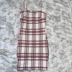 Nwot In Excellent New Condition Has Never Been Worn Has Spaghetti Straps Plaid Design Mini Dress Size Xs Make An Offer ! Create A Bundle ! Fast Shipping !! White Bodycon Mini Dress, 70 Fashion, Tie Dye Mini Dress, Red Corset, White Bodycon, Cheetah Print Dress, Mini Dress Fashion, Sequin Cocktail Dress, Purple Plaid