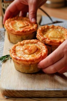 Small Pies, Onion Pie, Beef Pies, Scottish Recipes, Irish Recipes, English Food, British Food, Easy Easter