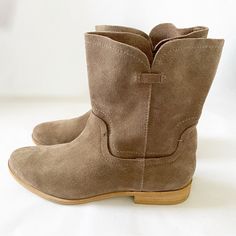 Splendid Suede Boots, Brand New Condition. Casual Leather Mid-calf Boots For Spring, Casual Leather Mid-calf Boots With Stacked Heel, Wide Calf Suede Boots With Round Toe, Suede Boots With Wide Calf And Round Toe, Casual Mid-calf Boots With Stacked Heel And Round Toe, Casual Leather Mid-calf Boots With Closed Toe, Casual Leather Mid-calf Boots Medium Width, Casual Leather Mid-calf Boots, Chic Spring Boots With Leather Footbed