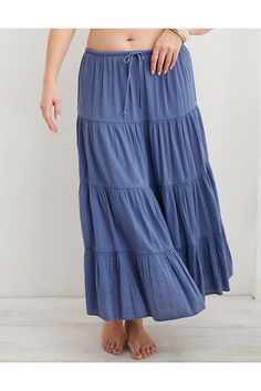 Soft, lightweight & drapey gauze fabric/Tiered deets/Self tie waistband for your best fit!/Accessibility deets: elastic waistband & drawstring for easier on/off! Aerie Clothing, Cruise Photos, Modest Style, Tiered Maxi Skirt, Gauze Fabric, Flowy Skirt, Winter Outfit, Women's Jeans, Beach Club