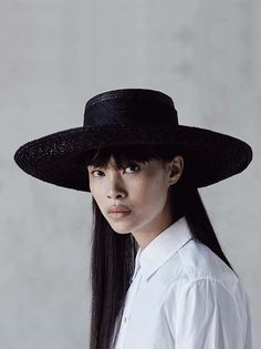 Boater Hat Outfit, Polo Outfit, Flat Brim Hat, Flat Hats, Janessa Leone, Boater Hat, Huntington Whiteley, Outfits With Hats, Best Dressed