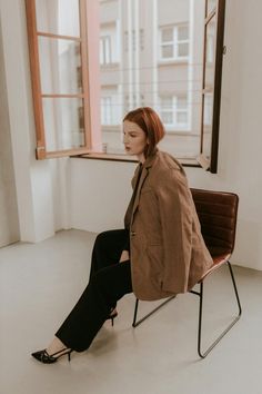 Colour of the year mocha mousse portrait · Free Stock Photo Business Chic Style, Business Chic, Brown Blazer, Copyright Free, Brown Shades, Professional Look, Black High Heels, Color Of The Year, Black Bodysuit