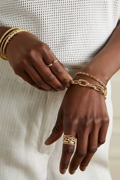 David Yurman's 'Madison' capsule is filled with chain pieces featuring the label's signature innovative 'Cable' design- the twisted detail is meant to symbolize  connectivity , says the designer. This bracelet is cast from 18-karat gold that forms smooth and textured oval links. Stack yours with [other pieces id1356939] from the brand. Luxury 14k Gold Cable Chain Bracelet, Luxury Gold Plated Cable Chain Bracelet, Luxury Gold-plated Cable Chain Bracelet, Modern Gold Plated Cable Chain Bracelet, Modern Gold Plated Bracelet With Cable Chain, Modern Gold-plated Bracelets With Cable Chain, Luxury Gold-tone Bracelets With Cable Chain, Luxury Jewelry Bracelet With Cable Chain, Gold Bracelets Stacked