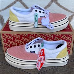 New Vans Super Comfycush E Mixed Media Antiquwhtmlt Size 10.5 Brand New In A Box No Lid Authentic Women’s Vans Sneakers-Platforms Suede Vans, Vans Slip On Shoes, Old Skool Platform, Vans Suede, Pink Vans, Blue Vans, Floral Sneakers, New Vans, Design Shoes