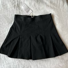 Mango Black Pleated Skirt, Size Small, Never Worn, Still Has Tags! Casual Black High-waisted Pleated Skirt, Casual Black High Waist Pleated Skirt, Trendy Black Pleated Tennis Skirt, Black Pleated Short Skirt For Summer, Black Short Pleated Skirt For Summer, Black Short Length Pleated Skirt For Summer, High Waist Black Pleated Skort, Trendy Black Pleated Mini Skirt, Black High Waist Pleated Tennis Skirt