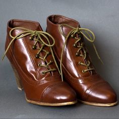 Vintage Brown Lace Up Cap Toe Boots With 3.5" Heal. Like New! Brown Lace Up Boots, Cap Toe Boots, Toe Boots, Vintage Brown, Lace Up Boots, Bootie Boots, Ankle Boots, Like New, Lace Up