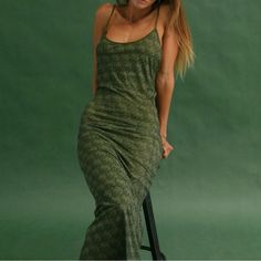 Jagger & Stone Green Dress, Size 6, Never Worn, Tags Still On Printed Wedding Dress, Stylish Maxi Dress, Thrift Inspo, Eve Dresses, New Years Eve Dresses, Mesh Maxi Dress, Dress Slim, Polly Dress, Fleece Dress