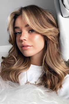 Κούρεμα Bob, Haircuts For Medium Length Hair, French Braids, Bangs With Medium Hair, Dirty Blonde Hair, Shoulder Length Hair Cuts, Hair Stylies