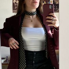 Neck Tie Outfit Aesthetic, Cute Tie Outfits, Tie Women Aesthetic, Tie On Women Outfit, Neck Tie Women Outfit, Feminine Tie Outfit, Messy Tie Outfit, Ties On Women, Tie Outfit For Women Y2k