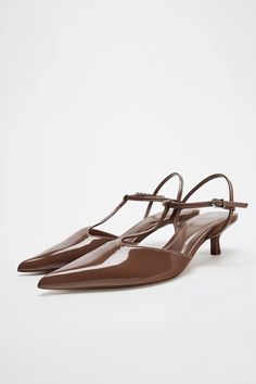 HEELED SLINGBACKS - Black | ZARA United States Sling Back Sandals, Joggers Shoes, Zara Heels, Slingback Heels, Blouse Jeans, Leather Shirt, Slingbacks, Tshirt Skirt, Slingback Heel