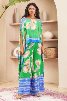 Green asymmetric kaftan top with abstract prints. Paired with coordinating pant. - Aza Fashions Papa Don't Preach, Pant For Women, Pant Set For Women, Baby Yellow, Bell Bottom Pants, Fashion App, Pant Set, Printed Pants, Tropical Print