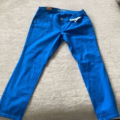 Old Navy Blue Colored Skinny Jeans And Brand New Never Worn New Has Some Stretch With Tags! High Rise Blue Jeans, Olive Jeans, Rockstar Jeans, Curvy Shorts, Pull On Jeans, Star Jeans, Old Navy Jeans, Navy Jeans, Jeans Color