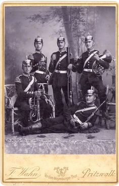 Prussian Uniform, Prussian Empire, Vintage Soldier, Prussian Army, Franco Prussian, Hedda Gabler, Band Uniforms, Old Pics, German Military