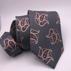 Jacquard Silk Grey Background, Paisley Pattern In Grey, Blue, White, Maroon. Eye Catching Classy Silk Tie. Vintage Paisley Peacock, London Accessories, Mens Silk Ties, Wool Tie, Brown Silk, Brown Plaid, Navy Gold, Red Pattern, Vintage London