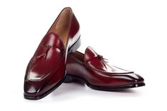 Beautiful Oxblood Belgians. Compliments of Paul Evans Hand Made Shoes, Blazers Shoes, Paul Evans, Gentleman Shoes, Van Damme, Man Shoes, Maroon Leather, Best Shoes For Men, Suit Shoes