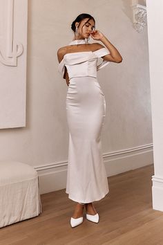 Eclipse Draped Sleeve Midi Dress Beige by Selfie Leslie Unique Formal Dresses, Beige Midi Dress, Selfie Leslie, Reception Dinner, Yellow Bridesmaids, Drape Sleeves, Dress Beige, Iron Material, Date Night Dresses