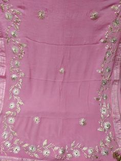 Item Overview ATHARVA Hand Embroidered/Indian Wedding Chiffon Dupatta Pink/Gota Patti Work 4 Side Border/Flowers Jaal w/Tassels/Duppata/Stolls/Wrap/ ⚘Dno. DUP38 ⚘Hand Embroidered Gota Patti Dupatta/ Stole/ Scarf/Soft Chiffon Chinnon Dupatta ⚘Fabric: Options Available A. Net B. Organza C. Chiffon Chinnon D. Georgette E. Tabby Silk F. Pure Chiffon (Chamandi) ⚘Length: 2.5 Mtrs ⚘Width: 1.12 Mtrs ⚘Excusive Hand Embroidered Gota Patti Work ⚘Excusive Hand Embroidered Party Wear. ⚘Customization: * Fabri Celebration Blouse Piece In Georgette With Gota Work, Embroidered Dupatta For Celebration, Eid Celebration Georgette Dupatta, Wedding Shawl With Zari Work On Georgette, Wedding Shawl With Cutdana In Georgette, Wedding Shawl In Georgette With Traditional Drape, Georgette Shawl With Traditional Drape For Wedding, Festival Celebration Georgette Dupatta, Festival Embroidered Fabric With Sheer Dupatta