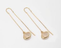 H0054-PG Long Chain Earring, Chain Hook Earring, Jewelry Earring Supplies Polished Gold- Plated Item Details Measurement: 7 mm x 50 mm Material: Brass Color: Polished Gold Quantity: 4 Pieces Country of Origin : South Korea If you want to see various Jacket, Cuff or plating options https://www.etsy.com/shop/DesignInYourHeart/search?search_query=h0054&view_type=list&ref=shop_search **Related items H0055: https://www.etsy.com/shop/DesignInYourHeart/search?search_query=h0055&view_type=li Earring Supplies, Earring Chain, Gift Wishlist, Long Chain Earrings, Chain Earring, Jewelry Earring, Earring Jewelry, Chain Earrings, Long Chain