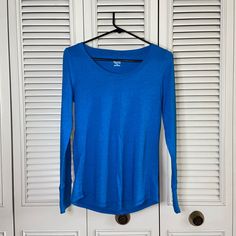 Mossimo Supply Co Solid Blue Long Sleeve T Shirt Size Medium. Shirt Is A Lightweight Material And Can Be Worn With Layers. The Shirt Is Basically Brand New With No Stains Or Rips And Is In Great Condition. Feel Free To Make An Offer Or Ask Any Questions About The Item! Blue Long Sleeve, Long Sleeve T Shirt, Long Sleeve Tshirt, Long Sleeve Tees, Womens Tops, Tops & Tees, Size Medium, Feel Free, Brand New