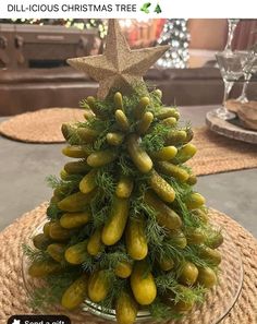 How To Make A Pickle Tree, Pickle Christmas Tree, Pickle Tree Charcuterie, Pickle Christmas Tree Appetizer, Pickle Tree Appetizer, Pickle Charcuterie Board Ideas, Charcuterie Trees, Pickle Bar Wedding, Pickle Charcuterie Board