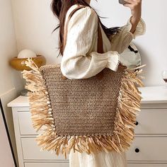 Alara Tassel Straw Tote Bag Straw Tote Bag, Crochet Tote Bag, Straw Tote, Crochet Tote, Tote Pattern, Casual Tote, Fringe Trim, Nylon Bag, Trendy Fashion Women