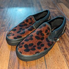 New Womens Vans Classic Slip-On Calf Hair Dark Leopard Black Animal Print Shoes. They Are Mens Size 4.5 Which Is Equivalent To A Women's Size 6. Unworn Without The Original Tag, Please Refer To All Of The Images. Happy Shopping! Vans #: Vn0a7vcfab0 Will Ship Same Or Next Day, Bundle To Receive A Discount And Only Pay 1 Shipping Price! Brown Slip-on Vans Sneakers, Vans Brown Sneakers For Fall, Leopard Black, Hair Dark, Animal Print Shoes, Print Shoes, Black Animals, Vans Black, Vans Classic Slip On