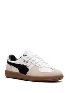 Find PUMA Palermo /vapor Gray/gum Sneakers on Editorialist. white leather smooth grain suede trim Formstrip logo logo tag logo-debossed tongue branded heel counter round toe front lace-up fastening branded insole gum-rubber sole These styles are supplied by a premium sneaker marketplace. Stocking only the most sought-after footwear, they source and curate some of the most hard to find sneakers from around the world. Sporty Cream Leather Skate Shoes, White Suede Casual Custom Sneakers, Cream Leather Skate Shoes For Sports, Leather Skate Shoes With Gum Sole, Cream Leather Skate Shoes With Contrast Sole, Cream Leather Skate Shoes With Gum Sole, White Leather Skate Shoes With Embossed Logo, White High-top Skate Shoes With Contrasting Heel Counter, White High-top Skate Shoes With Contrasting Heel