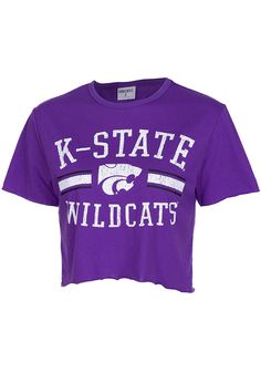 Let everyone know who you root for in this K-State Wildcats Purple Divine Short Sleeve T-Shirt! This K-State Wildcats Short Sleeve Tee features a distressed center front team name graphic. Crop length, Raw edge details, Ribbed collar, 65% Polyester/35% Cotton, 4 Short Sleeve Cropped T-shirt With Letter Print For College, Cropped Short Sleeve Letter Print T-shirt For College, Cropped Short Sleeve T-shirt With Letter Print For College, Cropped Letter Print T-shirt For College, Short Sleeve T-shirt For Summer Cheerleading, Summer Short Sleeve T-shirt For Cheerleading, Sports Crop Top With Letter Print And Short Sleeves, Sporty Short Sleeve Crop Top With Letter Print, Sporty Short Sleeve Crop Top With Text Print