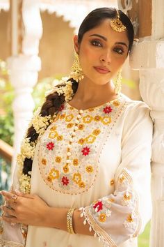 Ivory kurta with floral embroidery. Paired with a sharara and dupatta with scallop border. - Aza Fashions Kurta Sharara Set, Kurta Sharara, Scallop Border, Women Kurta, Straight Kurta, Sharara Set, Ivory Silk, Silk Embroidery, Set Women