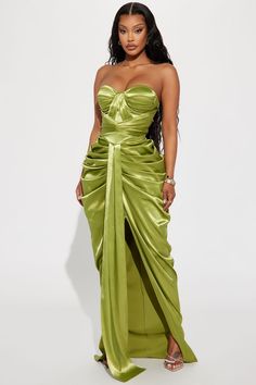 Buy Rebeka Satin Maxi Dress in Green from Fashion Nova. These Dresses are available in most sizes. Receive free US shipping on orders over $75. Black Women Wedding Guest Outfit, Dinner Dress Black Women, Green African Dress, Plus Size Birthday Dress, Guest Wedding Outfits, Green Birthday Dress, Garden Wedding Guest Dress, Green Plus Size Dress, Green Satin Maxi Dress