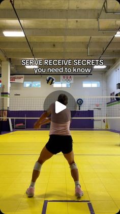 a woman is playing volleyball in an indoor court with the words serve receive secrets you need to know