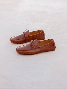 You can count on the style and the quality of our leather moccasins, made in Portugal Men's Loafers, Moccasins Mens, Leather Moccasins, Men Loafers, Suede Loafers, Leather Loafers, Stylish Men, Loafers Men, Moccasins