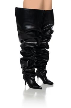 BLACK OVER THE KNEE BOOTS Knee Thigh Boots, Long Leather Boots, Fashion Photo Ideas, Fur Bucket, Black Kitten Heels, Thigh Boots, Womens Stilettos, High Heels Boots, Love And Co