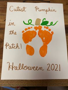 Crafts For Infants, Newborn Crafts, Halloween Handprint Crafts, Baby Art Crafts, Baby Footprint Art, October Activities