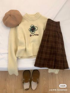 #fashion #outfits #outfitideas #outfitstyle #outfitpost #outfittrends #fashionstyle #fashioninspo #style #stylefashion #styleinspo #xiaohongshu #clothing #clothes Sweater Outfit With Skirt, Brown Sweater Outfit, Outfit With Skirt, Estilo Ivy League, Estilo Ivy, Sweater Outfit, Really Cute Outfits